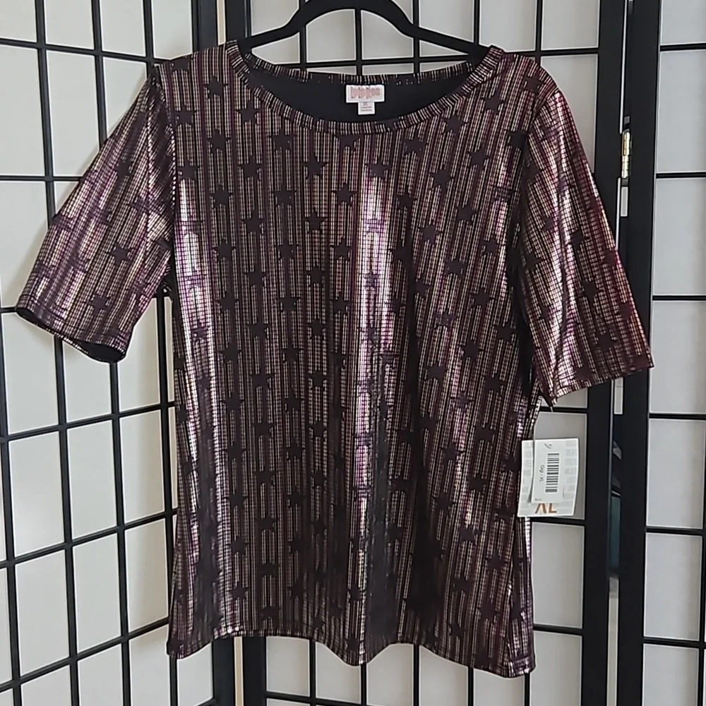 New LuLaRoe Gigi elegant collection top Short Sleeve Blouse star print top XL - Picture 10 of 11